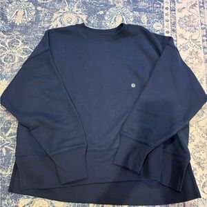 NWT American Eagle Navy crewneck